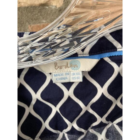 Bolden lava wrap around white & blue knee length dress size 6L - Picture 2 of 3